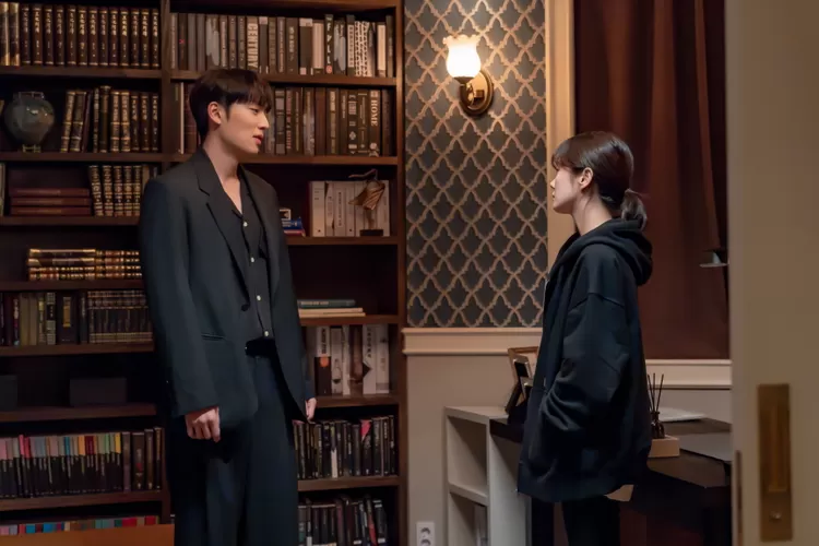 Jang Na Ra dan Lee Ki Taek dalam drama My Happy Ending (Soompi)