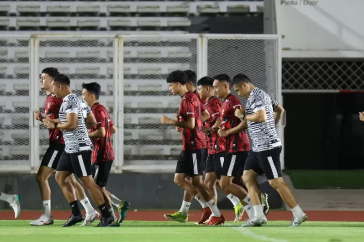 Baru Saja Rilis, Shin Tae-yong Protes Soal Jersey Latihan Baru Timnas ...