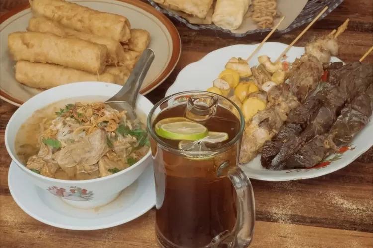 Soto seger Mbok Giyem salah satu kuliner legendaris di Boyolali. (Foto tangkapan layar instagram @sotoseegermbokgiyem.id).