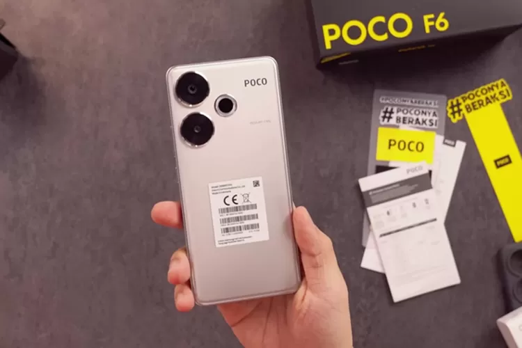 Produk POCO F6 Indonesia (Tangkapan Layar Youtube GadgetIn)