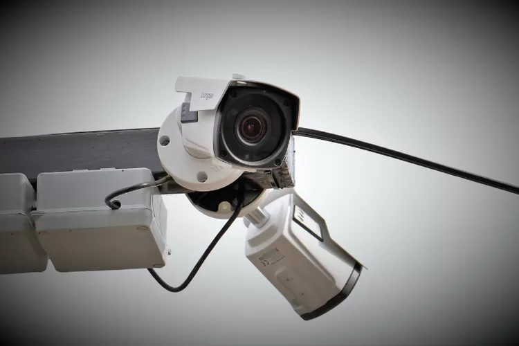 Berikut ini tersedia lima link CCTV Bundaran UGM, Yogyakarta untuk memantau aksi unjuk rasa atau demo.  (Pixabay/Molicris)