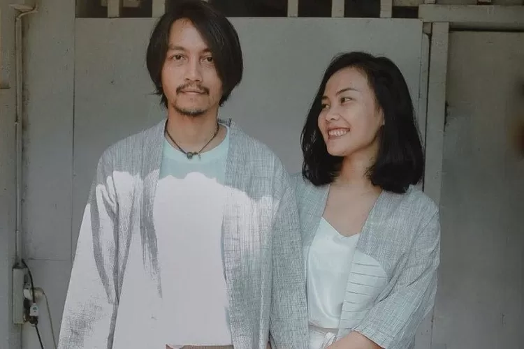 Potret Aqia Nurfadla, bersama sang suami Fiersa Besari. ((Instagram.com/@aqianr))