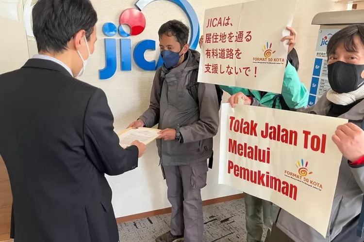 JICA saat menerima penolakan pembangunan jalan tol yang melalui pemukiman warga, pihak Jepang dikabarkan akan terlibat dalam proyek pembangunan Jalan Tol Payakumbuh-Pangkalan di Sumatera Barat | Jambi Ekspres