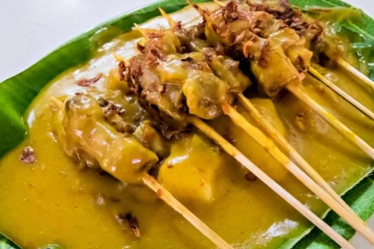 7 Sate Padang Terkenal di Medan (jadesta.kemenparekraf.go.id)