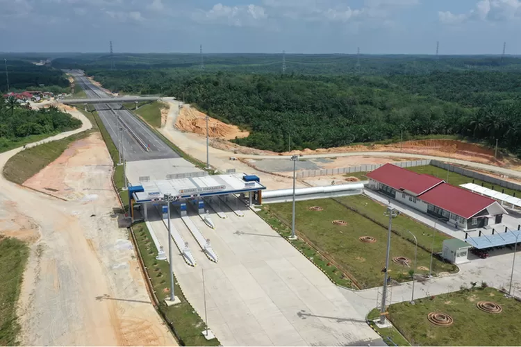tol Pekanbaru Rengat kini telah menyelesaikan proses penetapan lokasinya yang merupakan salah satu ruas jalan tol di jaringan jalan tol Trans Sumatera .