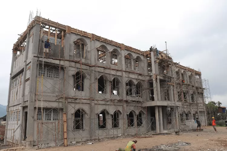 Demi Penyambutan Santri Baru 2024, Perguruan Thawalib Padang Panjang Siapkan Gedung Asrama Baru/Twalib