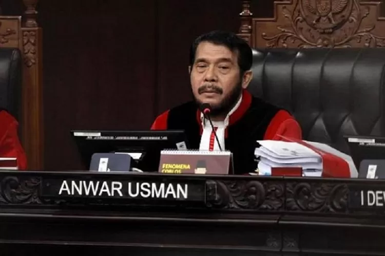 Ketua Mahkamah Konstitusi, Anwar Usman diberhentikan secara tidak hormat