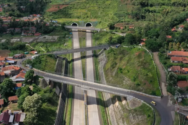 Tembus Bukit Barisan! Jalan Tol Padang Pekanbaru Seksi Payakumbuh Pangkalan Bakal Punya 5 Titik Terowongan (bpjt.pu.go.id)
