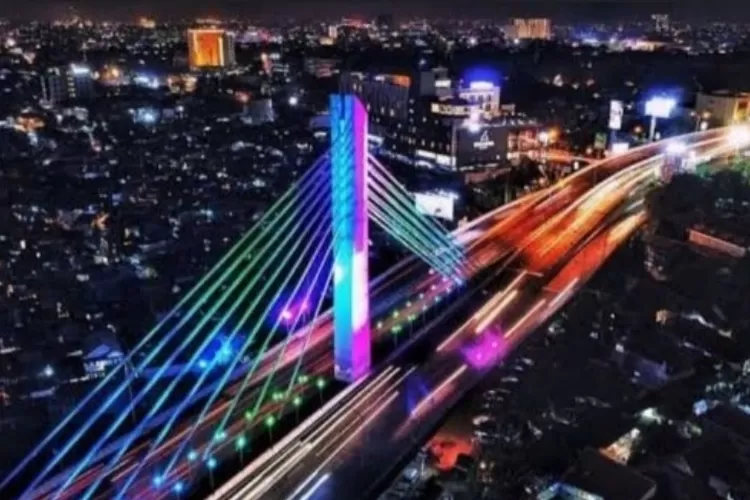 Jadi Ikon Kota Bandung! Inilah Jembatan yang Membentang 2,8 Km dengan Teknologi Anti Gempa/ Wikipedia