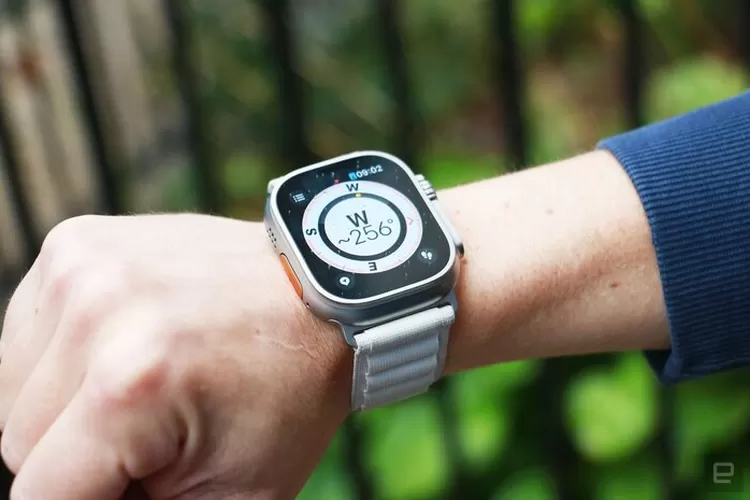 Apple Watch Ultra versi lama.  (dok. Apple)