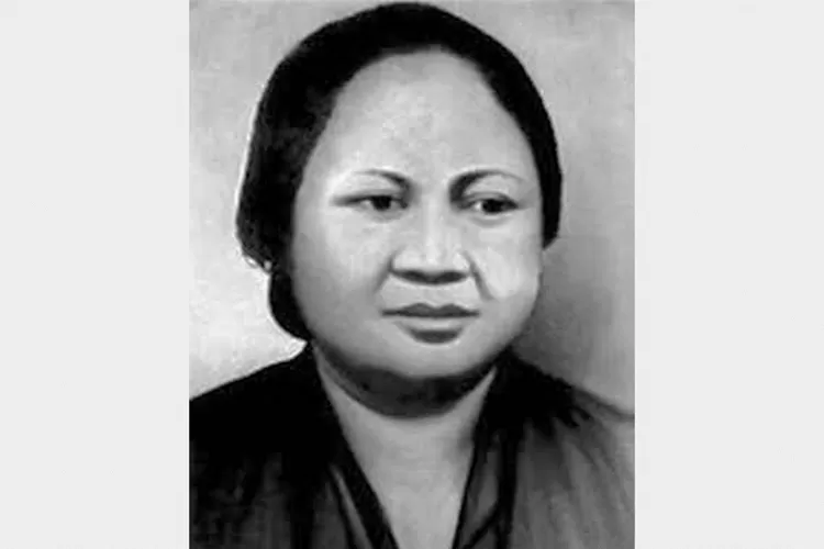 Pahlawan Nasional Indonesia Dewi Sartika yang Lahir Pada Tanggal 4 Desember (Museum Pendidikan Nasional)