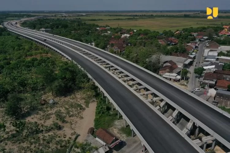 Ilustrasi Jalan Tol Jambi-Rengat yang menghubungkan 2 provinsi, Riau dan Jambi dikabarkan akan segera dimulai pemangunannya di tahun 2024 mendatang (Kementerian PUPR)