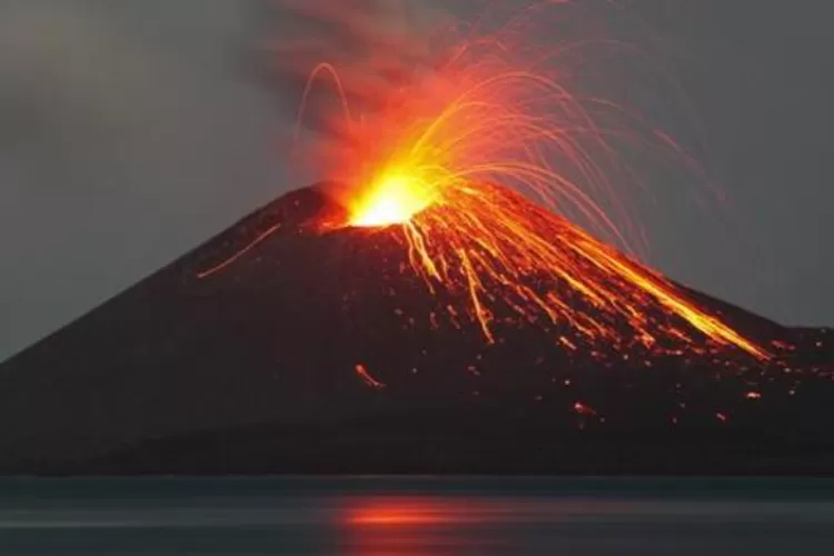 Deretan gunung berapi di Sumatera