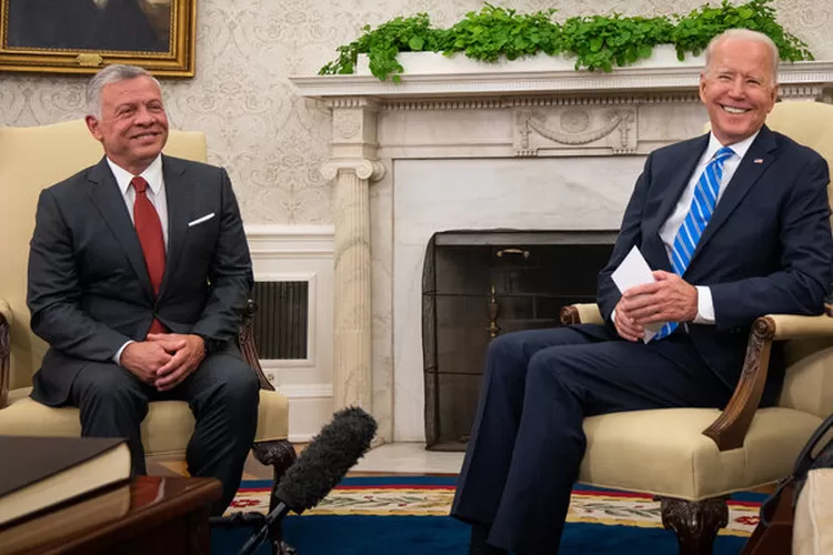 Raja Yordania, King Abdullah, bersama Presiden AS, Joe Biden.  (dok. New York Times)