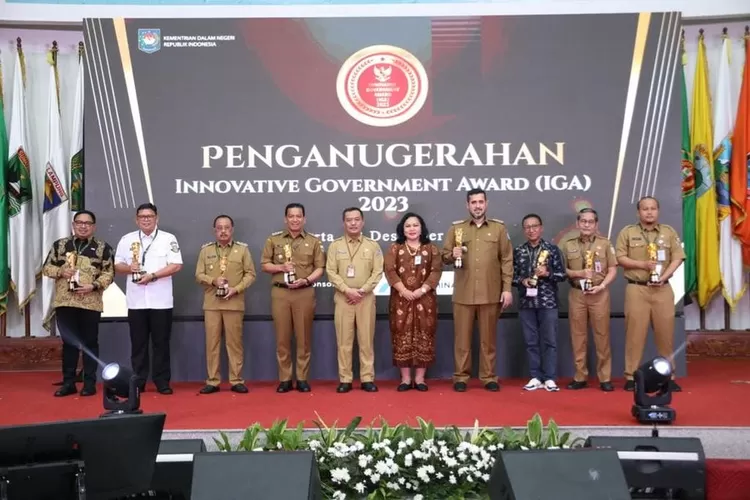 Kota Padang Panjang kembali terima penghargaan Innovative Government Award (IGA) kategori Kota Sangat Inovatif  (IST)