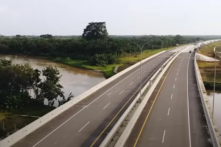 Jalan Tol Kuala Bingai-Tanjungpura di Sumatera Utara yang akan mengkoneksikan Binjai-Tanjung pura hanya dalam wkatu 30 menit saja (YouTube: Hutama Karya)