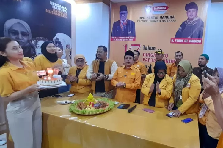 HUT Hanura ke-17, Kamis (21/12/2023) dilaksanakan di Kantor DPD Hanura Sumatera Barat (Sumbar) di Jalan Belanti Kota Padang (IST)