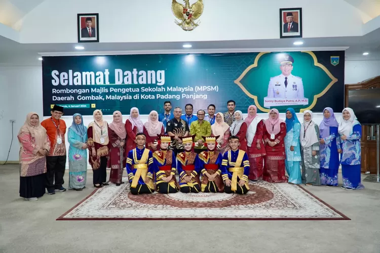 Kerja Sama Program GCE, MPSM Gombak Selangor Kunjungi Padang Panjang (Kominfo Padang Panjang)