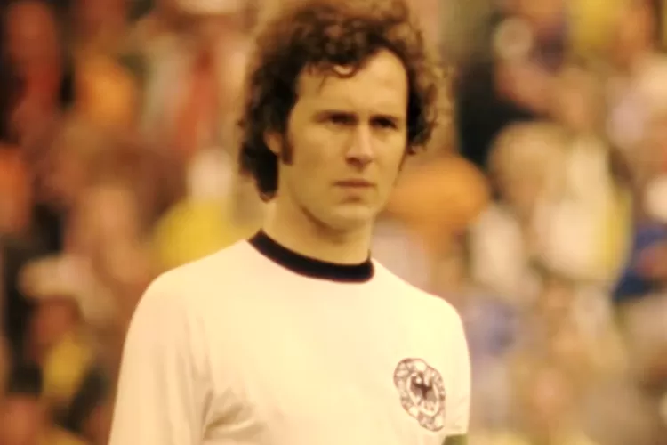 Sosok Franz Beckenbauer, sang legenda sepakbola Jerman (YouTube FIFA)