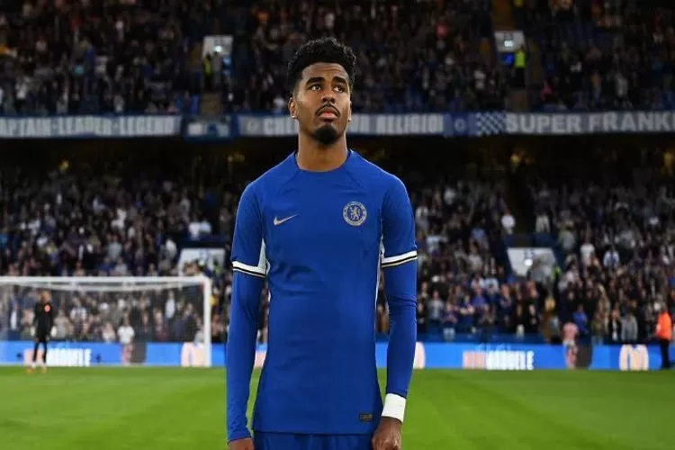  Ian Maatsen, bek sayap Chelsea (Instagram @maatsen_)