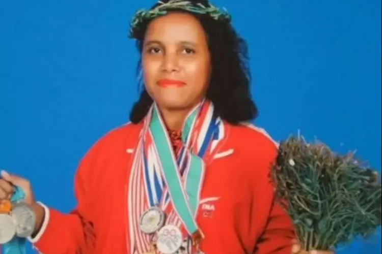 Atlet Angkat Besi Lisa Rumbewas meninggal dunia