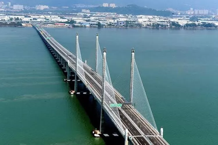 pembangunan RoRo Dumai-Melaka dan jembatan Melaka-Rupat Dumai untuk konektivitas antara Thailand, Malaysia, Indonesia melalui Dumai.