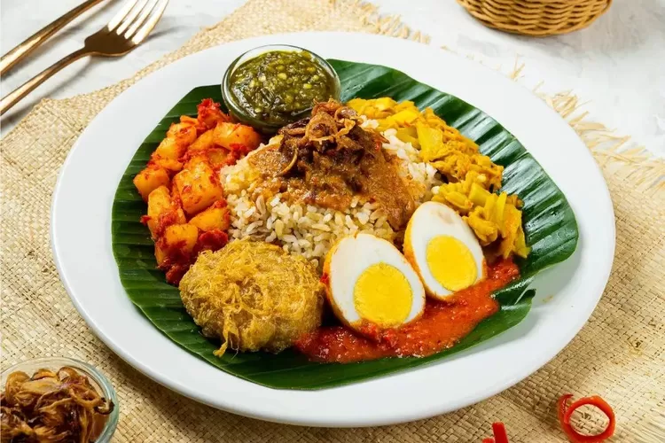 Ilustrasi menu makanan yang ada di restoran Padang termahal se-Indonesia yang bisa mencapai ratusan ribu (Dok: Ayomakan)