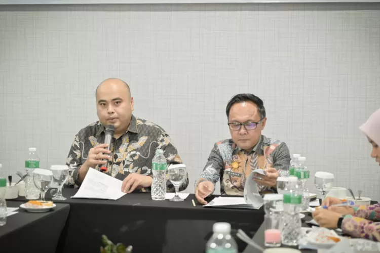 Rapat pembahasan draft perjanjian kerjasama pembangunan jembatan penghubung Riau Sumatera (prokopim.bengkaliskab.go.id)