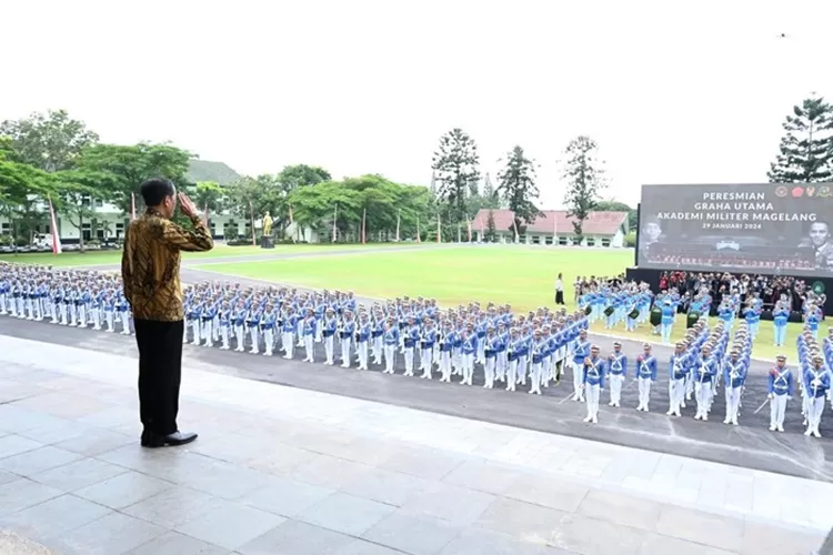 Melangkah ke Masa Depan: Presiden Jokowi dan Menhan Prabowo Resmikan Graha Utama Akademi Militer/ Setkab.go.id