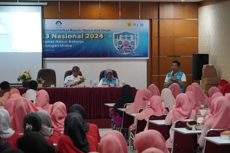 Budaya Sehat dan Selamat, PLN Edukasi Keselamatan Ketenagalistrikan di SMKN 6 Padang (Humas PLN )