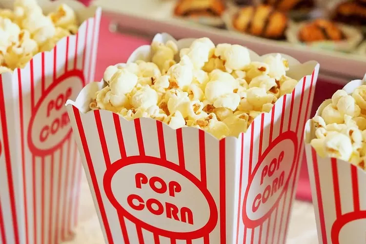 Jadi cemilan sehat, intip cara popcorn bisa masuk ke bioskop dan bagaimana awal mula sejarahnya? (PIXABAY/dbreen)