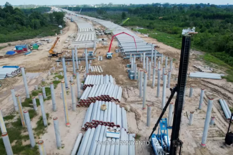 Progres pembangunan Jalan Tol di IKN (YouTube Paniyanto - IKN Nusantara)