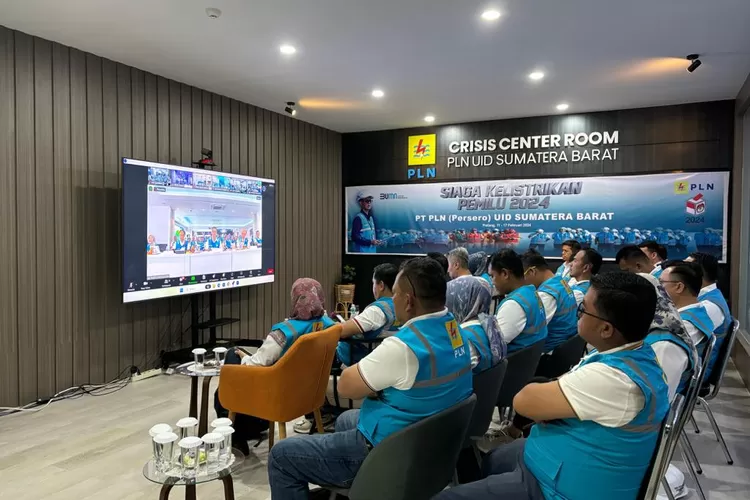 Direktur Utama PLN Darmawan Prasodjo dalam video conference (vcon) yang serentak oleh seluruh unit PLN se-Indonesia, 12 Februari 2024. (Humas PLN )