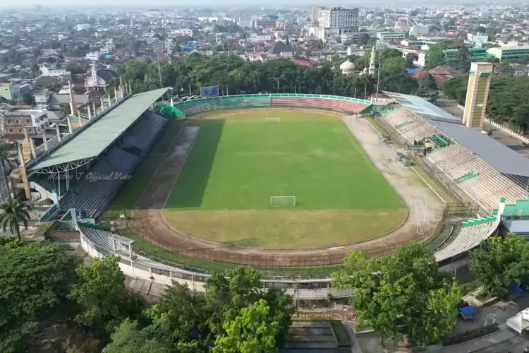 Stadion Teladan di Sumatera Utara dan beberapa stadion sepak bola lainnya yang  ada di Pulau Sumatera akan mendapatkan renovasi sesuai standar FIFA dari pemerintah. (Instagram: Info_stadium)