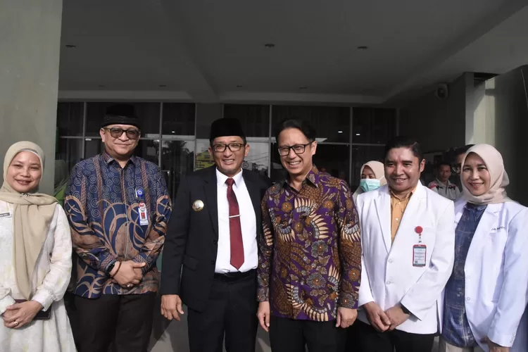 Menteri Kesehatan RI Budi Sadikin menyambangi RSUD Rasidin Kota Padang pada Jumat, 23 Februari 2024. (Humas Pemko Padang )