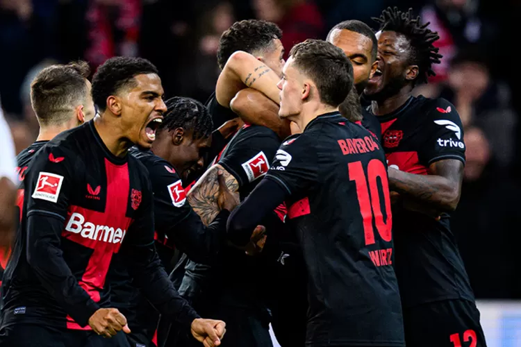 Pemain Bayer Leverkusen merayakan kemenangan atas Mainz di Bundesliga (Bayer 04 Leverkusen)