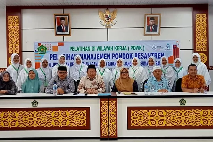 Kepala BDK Padang Sajikan Materi di PDWK Kankemenag Padang Panjang (Kominfo Padang Panjang)