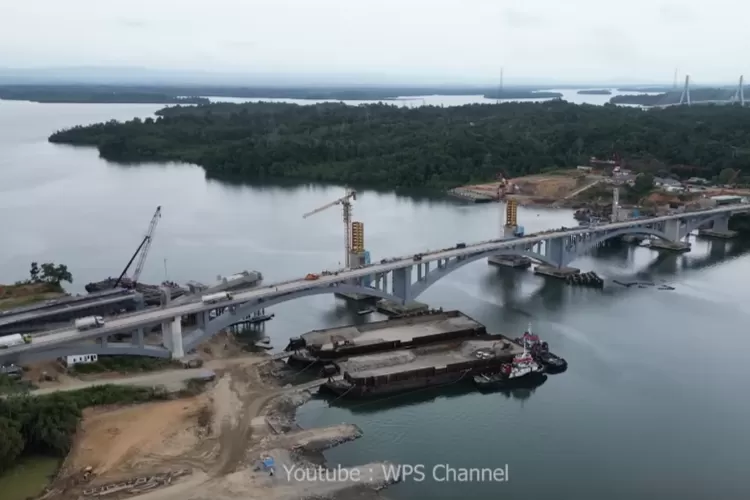 Terdapat update terbaru mengenai progres pembangunan dua jembatan akses tol, yaitu jembatan Bentang Panjang Pulau Balang dan jembatan duplikat Bentang Pendek Pulau Balang, yang menghubungkan Balikpapan menuju ke kawasan ibu kota Nusantara. 