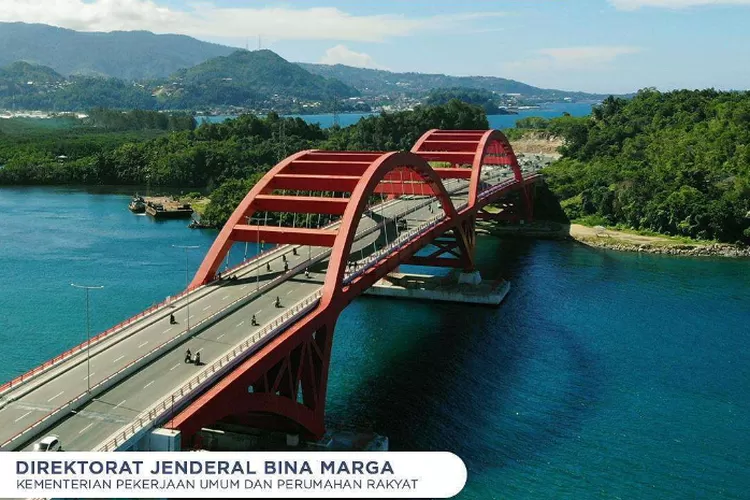 Jembatan Youtefa, jembata pelengkung baja terpanjang di Papua (instagram @pupr_binamarga)