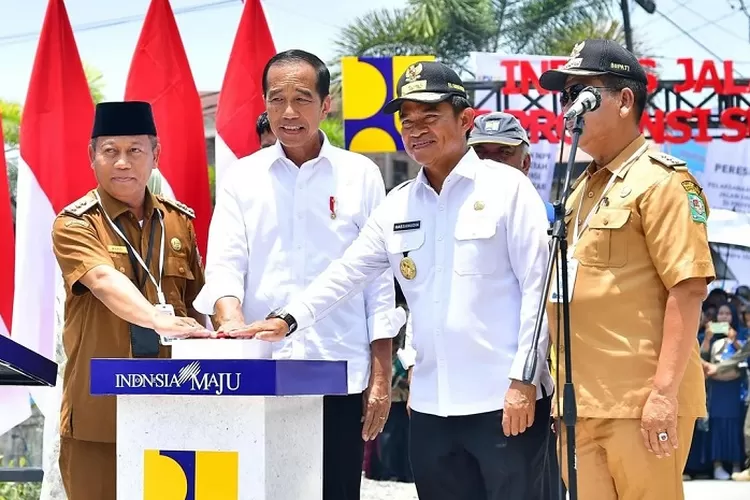 Jokowi Resmikan Pelaksanaan Inpres Jalan Daerah di Provinsi Sumatra Utara (Instagram @jokowi)