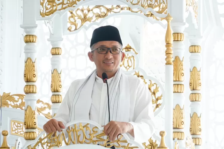 Safari Jumat Ramadan di Masjid Al-Hijrah, Wako Padang Hendri Septa Respon Aspirasi Masyarakat (Humas Pemko Padang )