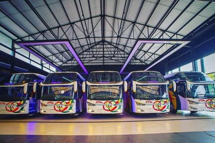 Ilustrasi : mudik gratis 2024 dengan 400 bus dari Korlantas untuk 20.000 pemudik (Net / HukamaNews.com)