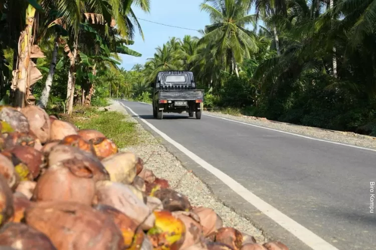Ruas jalan daerah Kalimantan Barat yang diperbaiki lewat IJD (Instagram @kemenpupr)