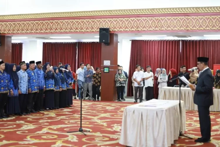 Bupati Rusma Yul Anwar Lantik 266 Pejabat Fungsional Dilingkup Pesisir Selatan (Kominfo Pesisir Selatan)