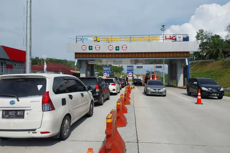 Salah satu ruas jalan tol rangkaian Jalan Tol Trans Sumatera (JTTS) yang akan dibuka dan dioperasikan gratis saat mudik lebaran Hari Raya Idul Fitri tahun 2024. (Dok: Media Center Riau)