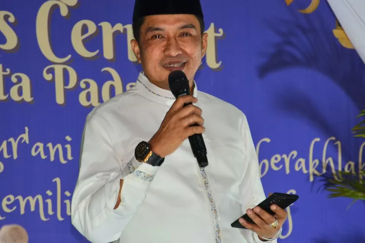 Wakil Wali Kota Padang Ekos Albar memberikan apresiasi atas digelarnya pelaksanaan Musabaqah Tilawatil Quran (MTQ). (Humas Pemko Padang )