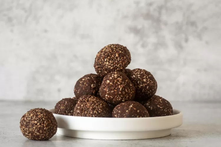 Resep Kue Bola-bola Cokelat Lembut dan Lezat, Cocok untuk Hidangan Lebaran (Freepik)