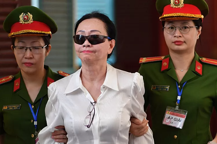 Terjerat Kasus Penipuan Terbesar di Vietnam, Truong My Lan Sang Konglomerat Properti Dihukum Mati  (e.vnexpress.net)