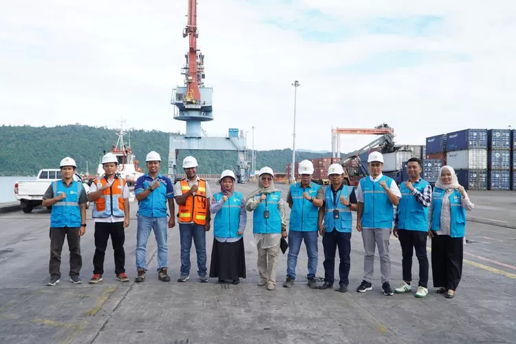Pelindo Apresiasi Kerja Cepat PLN Dukung Realisasi Green Port di Sumbar  (Humas PLN )