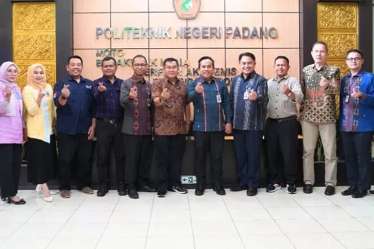 Perkuat Hubungan Kerjasama, Pimpinan Bank Nagari Kunjungi Politeknik Negeri Padang (pnp.ac.id)